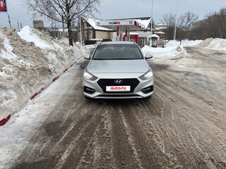 2017 Hyundai Solaris II, серебристый, 1350000 рублей, вид 1