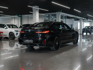 2023 BMW 7 серии 740d xDrive VII (G70), чёрный, 10250000 рублей, вид 4