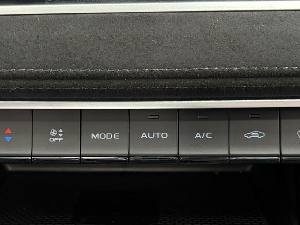 2026 Geely Monjaro I, серый, 4238990 рублей - вид 11
