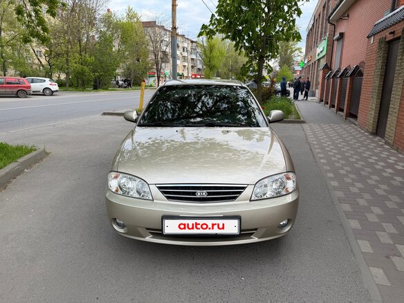 2007 Kia Spectra I Рестайлинг 2, бежевый, 550000 рублей - вид 4