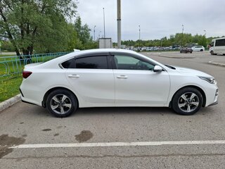 2018 Kia Cerato IV, белый, 1600000 рублей, вид 3