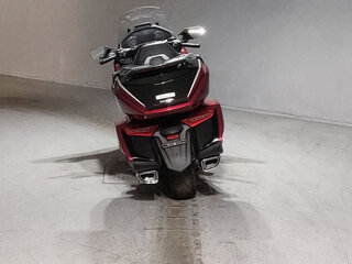 2021 Honda GL 1800 Gold Wing, красный, 2350000 рублей, вид 4