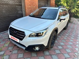 2017 Subaru Outback V, белый, 2500000 рублей, вид 5