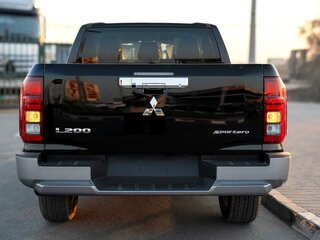 2025 Mitsubishi L200 VI, чёрный, 6200000 рублей, вид 4