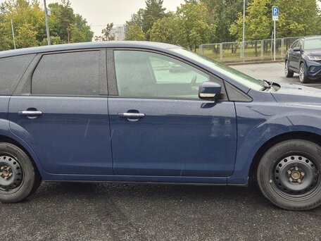 2010 Ford Focus II Рестайлинг, синий, 550000 рублей, вид 2
