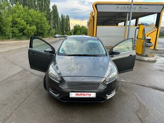 2015 Ford Focus III Рестайлинг, серый, 740000 рублей, вид 1