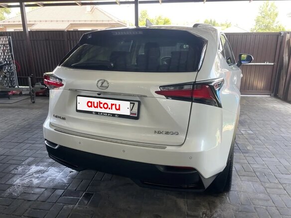 2016 Lexus NX 200 I, белый, 3650000 рублей - вид 3