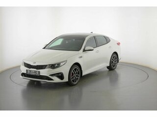 2019 Kia Optima IV Рестайлинг, белый, 1555000 рублей, вид 1