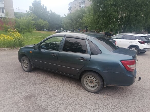 2015 Lada (ВАЗ) Granta I, синий, 300000 рублей - вид 3