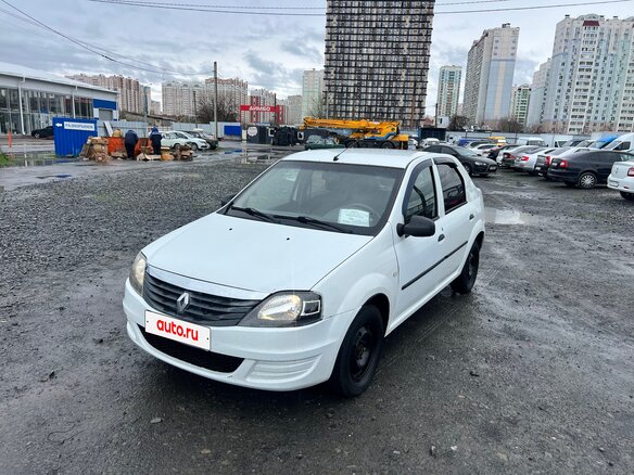 2011 Renault Logan I Рестайлинг, белый - вид 2