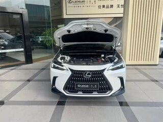 2025 Lexus NX 250 II, белый, 7150555 рублей, вид 2