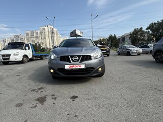 2011 Nissan Qashqai I Рестайлинг, серебристый, 1050000 рублей, вид 2