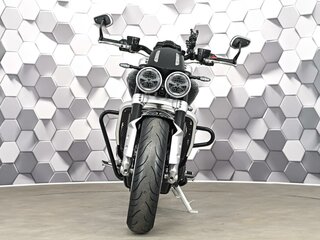 2023 Triumph Rocket 3, чёрный, 2199000 рублей, вид 5