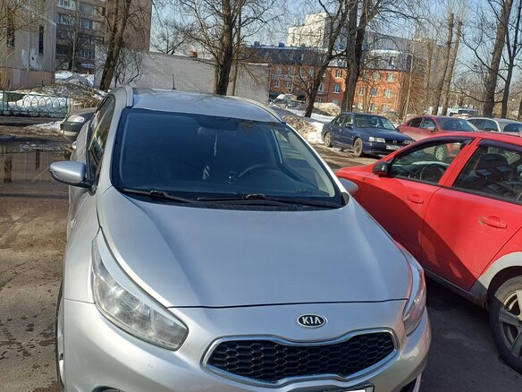 2013 Kia Ceed II, серебристый, 555000 рублей - вид 1