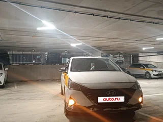 2021 Hyundai Solaris II Рестайлинг, белый, 876543 рублей, вид 2