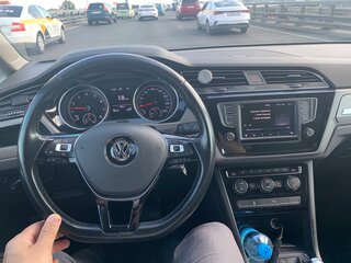 2016 Volkswagen Touran II, серый, 1520000 рублей, вид 5