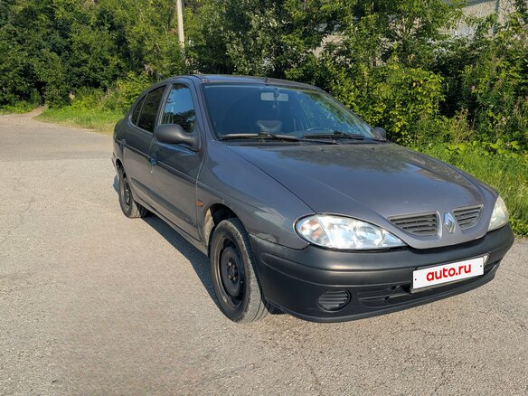 2000 Renault Megane I Рестайлинг, серый, 160000 рублей - вид 1