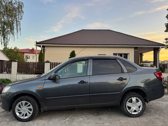 2015 Lada (ВАЗ) Granta I, серебристый, 555000 рублей - вид 3