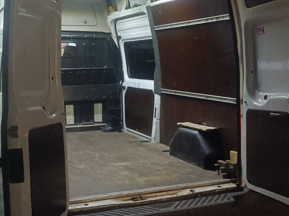 2010 Ford Transit, белый, 850000 рублей - вид 5