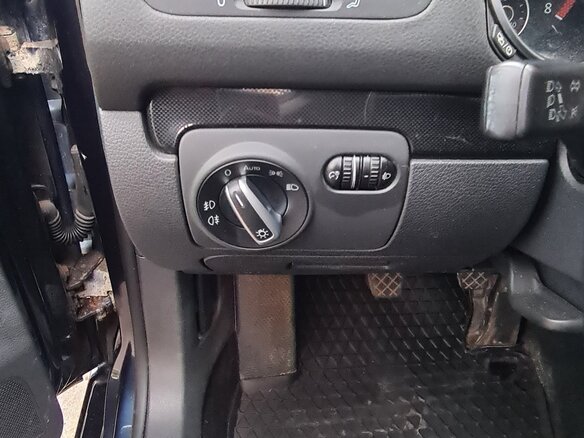 2012 Volkswagen Golf VI, серый, 970000 рублей - вид 7