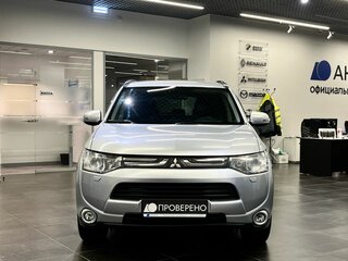2012 Mitsubishi Outlander III, серебристый, 1365000 рублей, вид 2