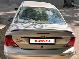 2001 Ford Focus I (North America), серый, 249999 рублей, вид 3