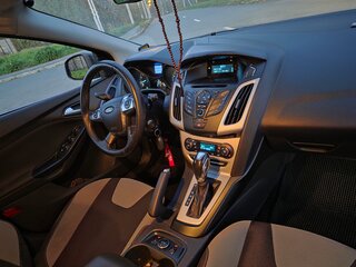 2013 Ford Focus III, чёрный, 820000 рублей, вид 5