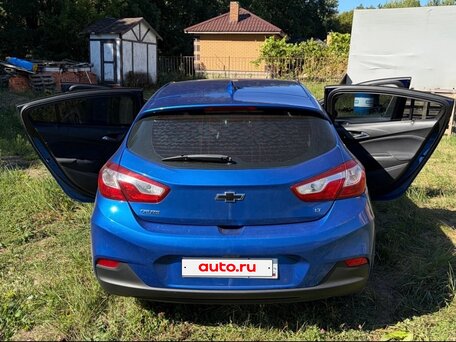 2017 Chevrolet Cruze II, синий, 860000 рублей, вид 3
