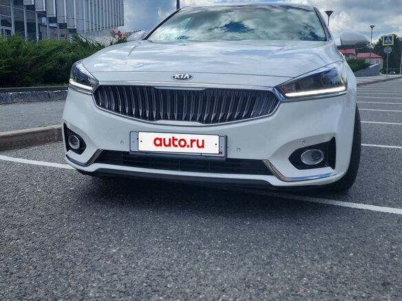 2018 Kia K7 YG (II), белый, 2620000 рублей - вид 2