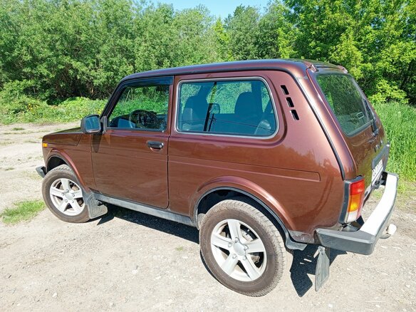 2019 Lada (ВАЗ) 2121 (4x4) I Рестайлинг, коричневый - вид 2