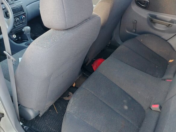 2005 Hyundai Accent ТагАЗ II, серебристый, 220000 рублей - вид 9