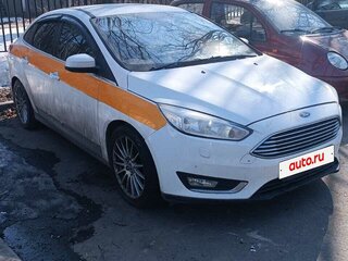 2017 Ford Focus III Рестайлинг, белый, 500000 рублей, вид 2