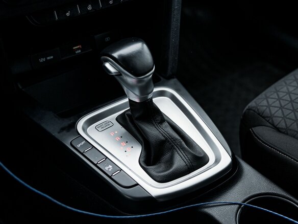 2021 Kia Ceed III, серый, 1480000 рублей - вид 9