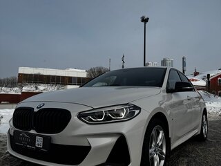 2022 BMW 1 серии 120i III (F52) Рестайлинг, белый, 1800000 рублей, вид 1