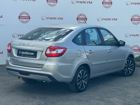 2021 Lada (ВАЗ) Granta I Рестайлинг, серый, 679000 рублей - вид 4