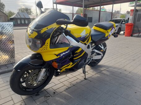 1998 Honda CBR 900RR Fireblade, жёлтый, 365000 рублей, вид 2