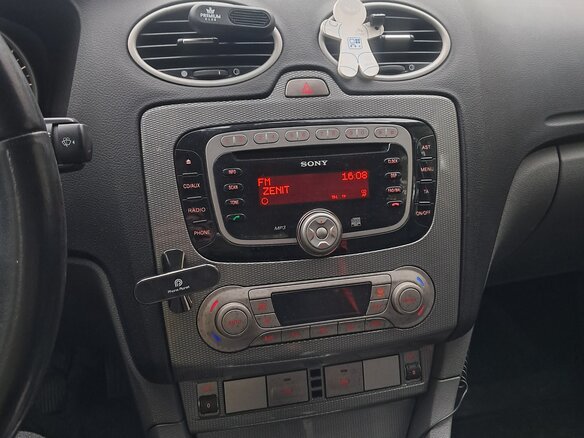 2009 Ford Focus II Рестайлинг, фиолетовый, 320000 рублей - вид 8