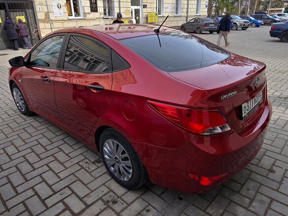 2015 Hyundai Solaris I Рестайлинг, пурпурный, 1300000 рублей - вид 10