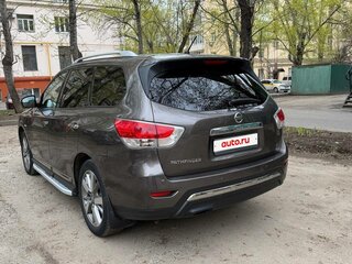 2015 Nissan Pathfinder IV, коричневый, 1840000 рублей, вид 3
