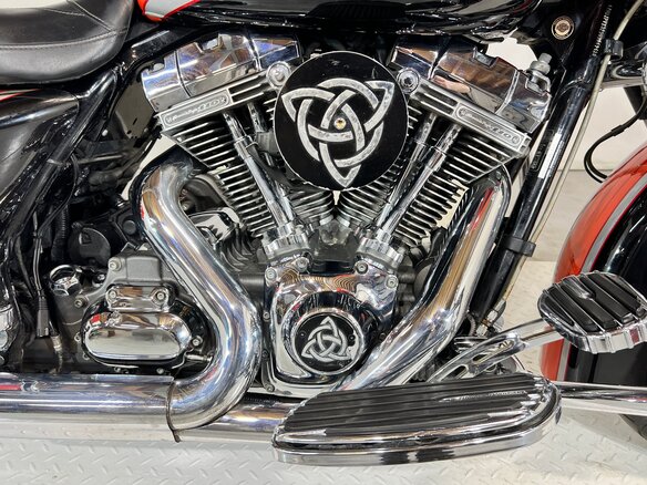 2009 Harley-Davidson CVO Road Glide, красный, 950000 рублей - вид 19