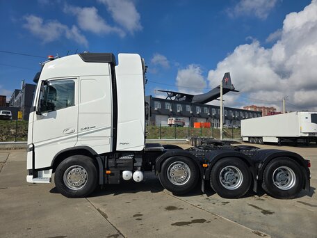 2020 Volvo FH 540, белый, 18500000 рублей, вид 2
