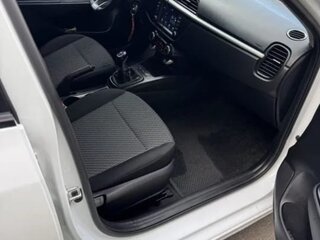 2019 Kia Rio IV, белый, 900000 рублей, вид 4