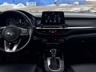 2018 Kia Cerato IV, белый, 1600000 рублей, вид 3