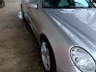 2003 Mercedes-Benz E-Класс 270 III (W211, S211), серебристый, 1450000 рублей, вид 2
