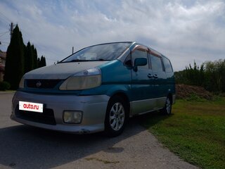2000 Nissan Serena II (C24), зелёный, 370000 рублей, вид 3