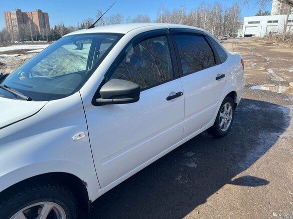 2020 Lada (ВАЗ) Granta I Рестайлинг, белый, 510000 рублей - вид 8