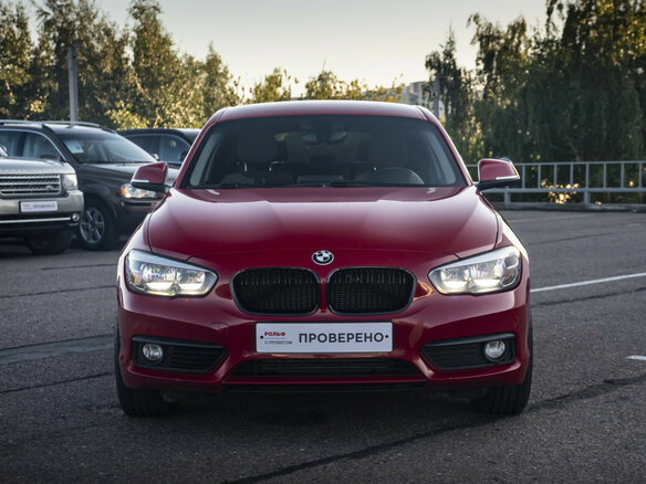2016 BMW 1 серии 118i II (F20/F21) Рестайлинг, красный - вид 1