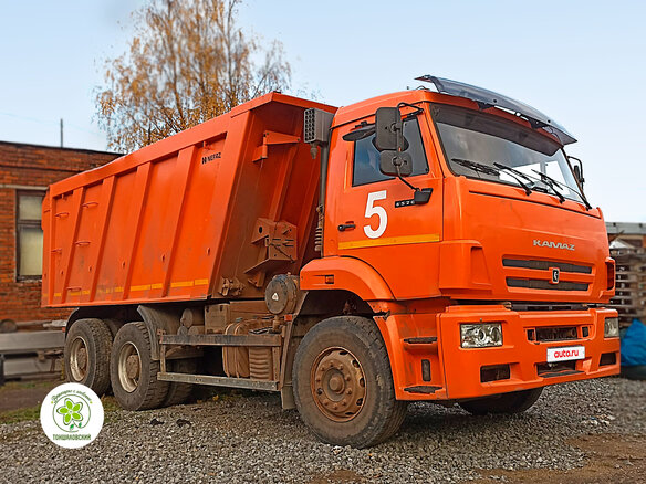 2021 КамАЗ 6520, оранжевый, 2500000 рублей