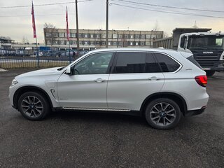 2018 BMW X5 40e III (F15), белый, 3000995 рублей, вид 2