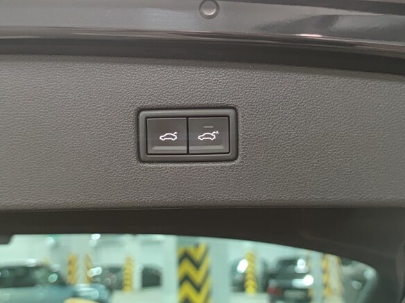 2019 Volkswagen Tiguan II, чёрный, 2550000 рублей - вид 15